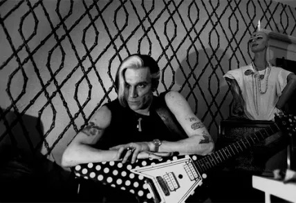 Viruela, vudú y guitarras distorsionadas: Bryan Gregory de The&nbsp;Cramps